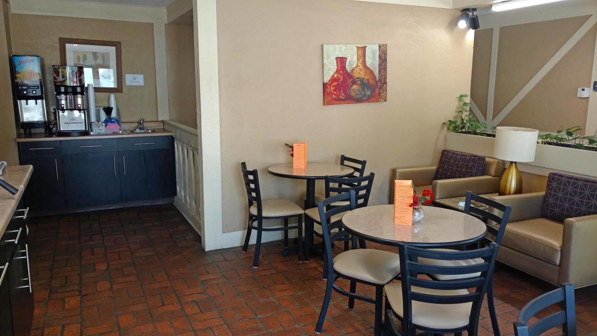 America Best Value Inn Webster City Buitenkant foto